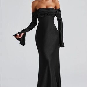 SELENE MAXI DRESS - BLACK Off-Shoulder Dress BABYBOO